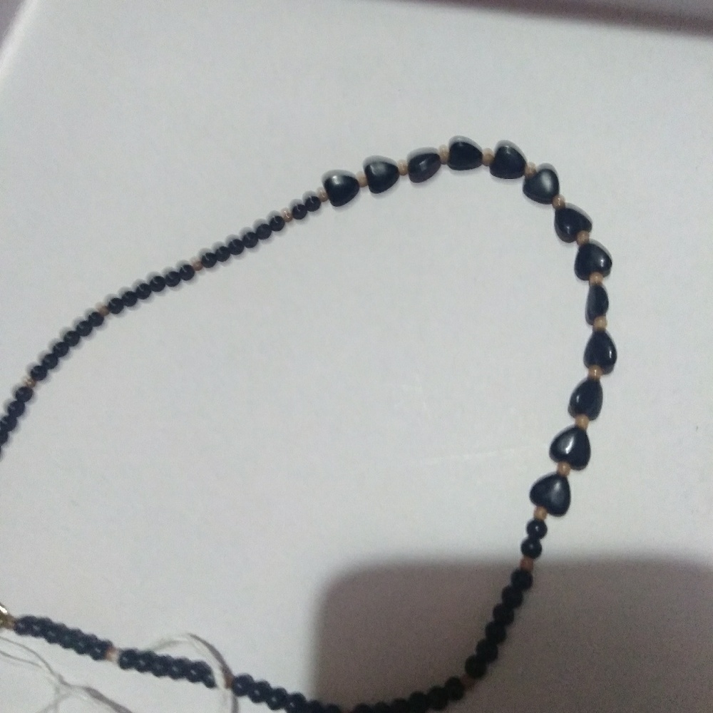 Vintage heart necklace black